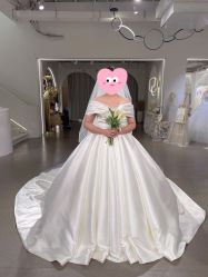 -艾米丽婚纱礼服