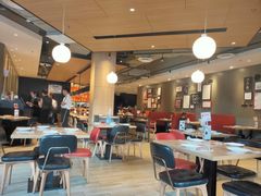 大堂-必胜客(新中纬店)