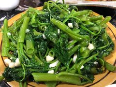 -廖哥泡椒兔(峨眉店)