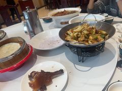 -梅利汴京烤鸭•开封豫菜地标店(东大街店)