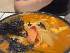 -肥汁米蘭香港米线(长宁来福士店)