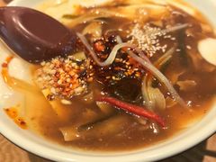 -三好食堂(煎饺·馄饨·肉饼米线·盛世广场店)