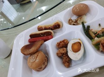 0元玩转这座城 酒店的早餐是自助形式的