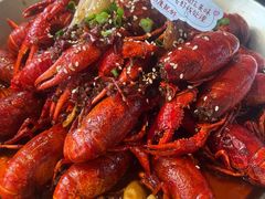 -巴厘龙虾·榜首油焖大虾(音乐学院·沿江酒馆店)