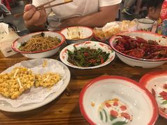 -冶建镜子·老南昌大排档·江西虾王(总店)