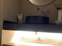 -灸春堂·艾灸·痛症·整脊连锁(之江银泰店)