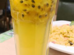 鲜橙百香果苏打-佰搭果·广式茶餐厅(石牌东路店)