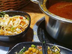 -塔兰齐新疆孜然火锅(鲤鱼山路店)