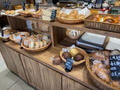 -沁屋面包店(人民东路店)