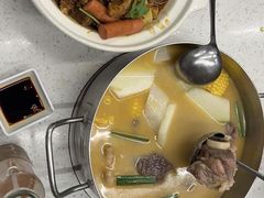 -肥仔文澳门猪骨煲(南京西路店)