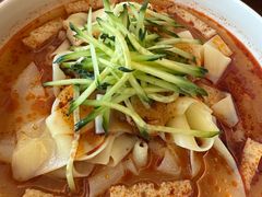 -汗腾格里·风味餐厅(新疆驻京办店)