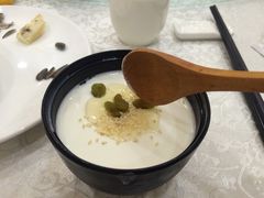 新疆酸奶-巴扎美食·新疆菜·西域歌舞表演餐厅(新疆大厦店)
