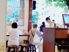 大堂-伍湛记 · 广州老字号(龙津中路店)