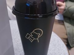 -喜茶(北京华贸购物中心店)