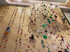 -ROCKPLUS攀岩馆(环宇城店)