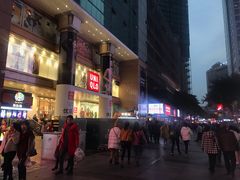 -八一好吃街·高品美食广场