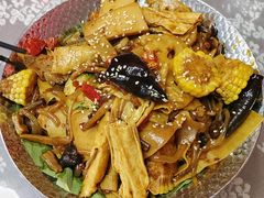 -天天向上素食餐厅(五台山店)