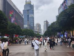 -观音桥步行街