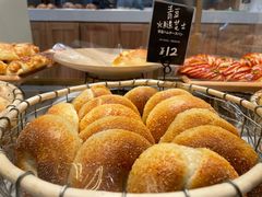 -分子跳动鲜活面包(五一大道店)