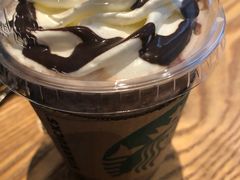 -星巴克(深圳北站B5检票口)