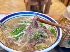 -云阿蛮云南生烫牛肉米线(奉贤路店)