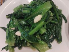 清炒油麦菜-肥肥虾庄·金牌油焖大虾(汉口城市广场店)
