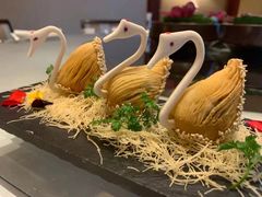和牛天鹅酥-广州富力丽思卡尔顿酒店·丽轩·粤菜