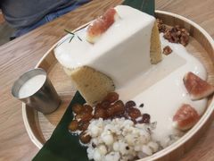 -半勺舒舒生日蛋糕店