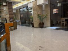 -英子补身汤(海兰路店)