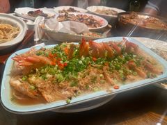 -馨月湾传统精品美食坊(市府总店)