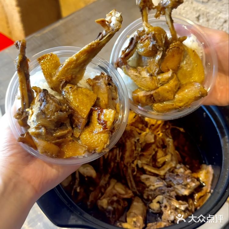 来东山怎么能不吃一次这姜母鸭呢！！！