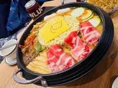 -WOW LUCKY创意韩料(龙阳广场店)