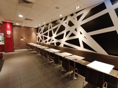 -麦当劳(汉口火车站候车室店)
