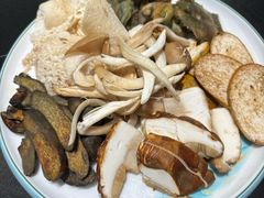 -野菌皇海景野生菌火锅(滨海大道店)