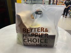 -BHC炸鸡(明洞总店)