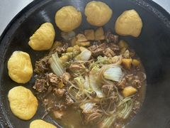 -粘豆包柴火铁锅炖