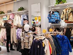 -王府井奥莱临潼小镇(临潼店)