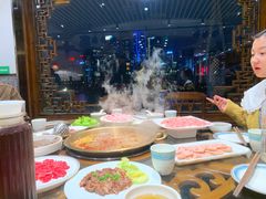 -小天鹅火锅·一线江景洪鼎旗舰店(洪崖洞店)
