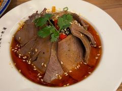 -临界音乐酒馆·小龙虾·江湖菜(华熙LIVE·鱼洞店)