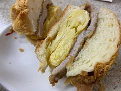 猪扒蛋菠萝包-沙溪兄茶餐厅