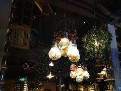 -胡桃里音乐餐厅(陶溪川店)(川湘赣菜·世界百大酒庄直供红酒·音乐表演)