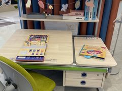 -moll学习桌椅(上海久光百货店)