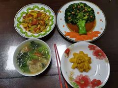 -爱月宝月嫂·育儿嫂(哈尔滨总店)