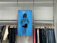 -百年港湾奥特莱斯(香炉礁店)