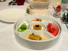 -运·中餐厅(成都华尔道夫酒店)