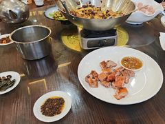 -老唐三下锅 ·张家界地标美食(溪布街店)