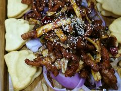 东镇烤三味-老东镇啤酒屋海鲜加工·蒸汽海鲜·海鲜烧烤(台东店)