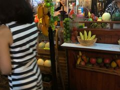 -席娜卡琳火车铁道夜市