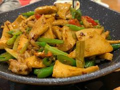 -东北人家铁锅炖(鞍山路店)
