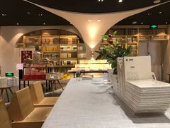 -钟书阁(珍园店)